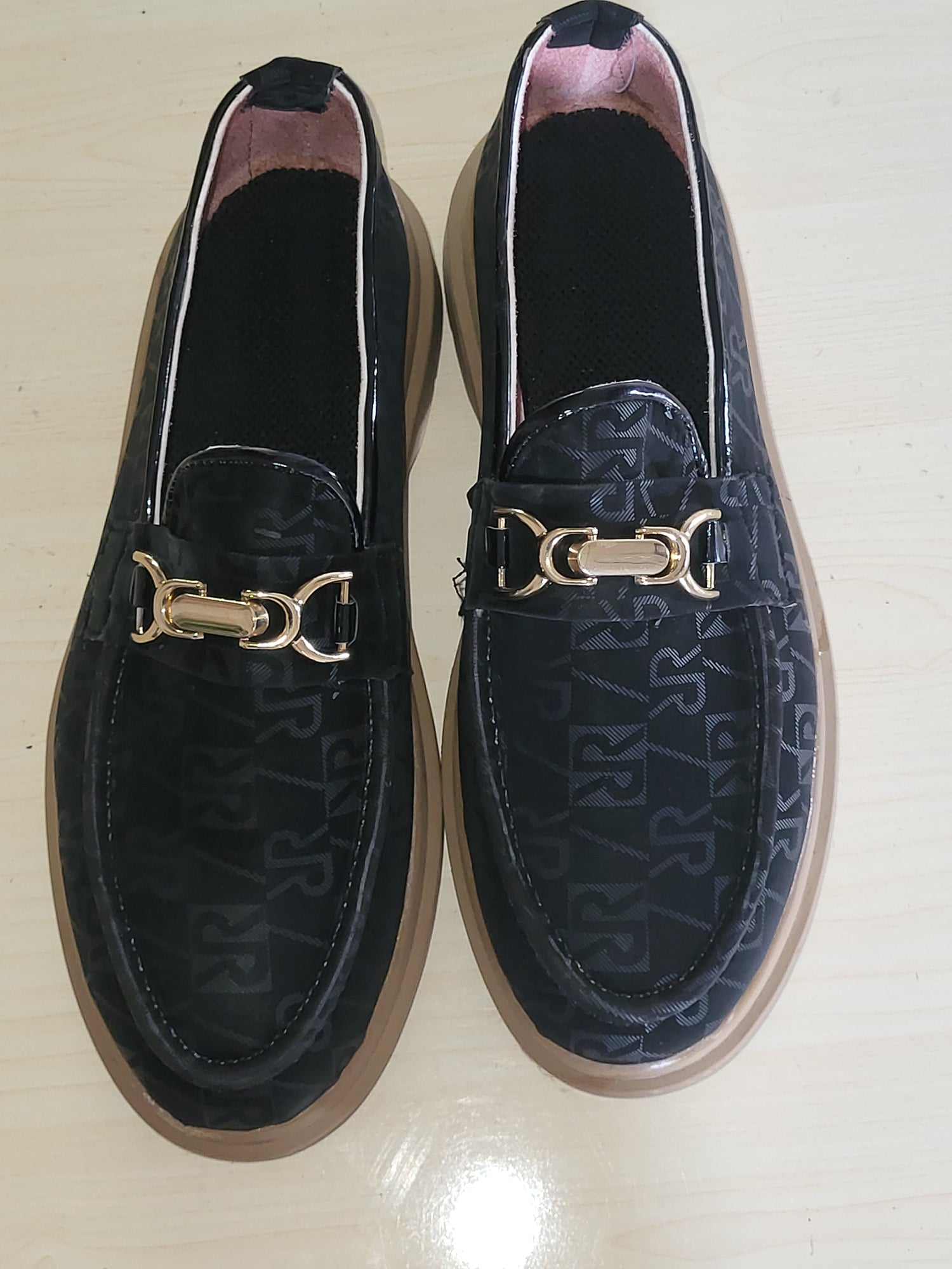 MALE SHOES